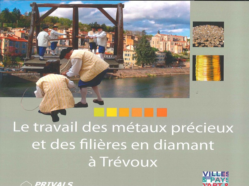 Le travail des métaux précieux et des filières en diamant à Trévoux